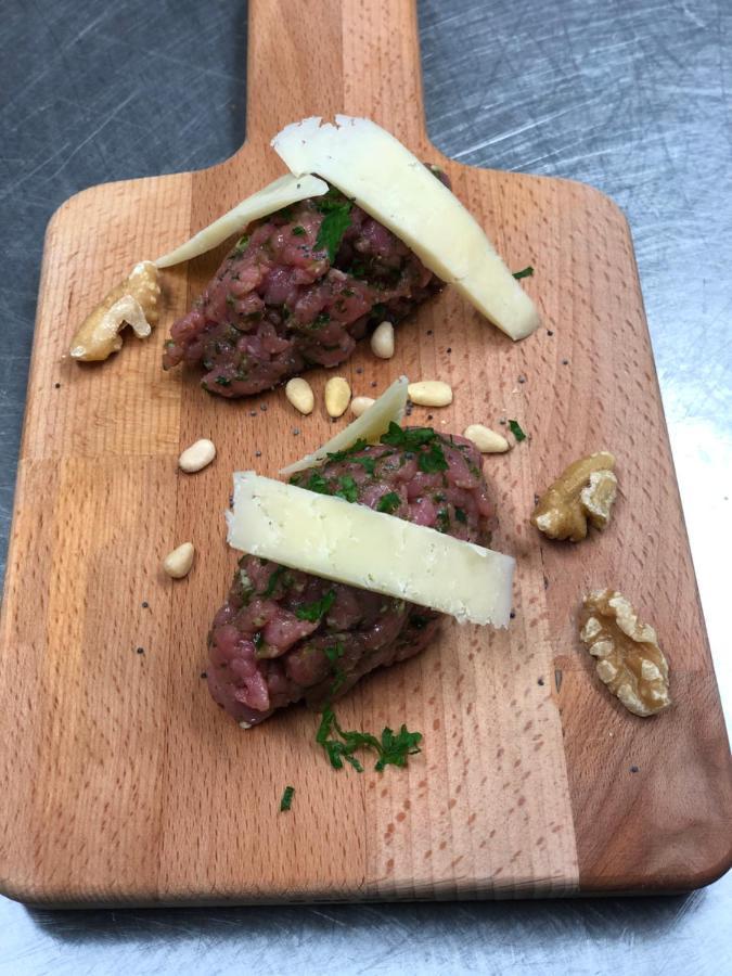 Montgreleix Auberge Du Cezallier מראה חיצוני תמונה